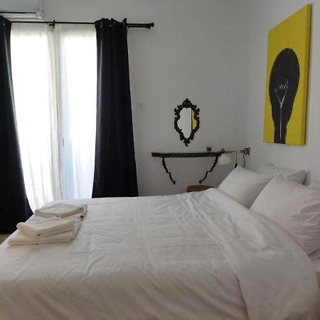 Minimal Apartment By The Beach Corinth Zewnętrze zdjęcie